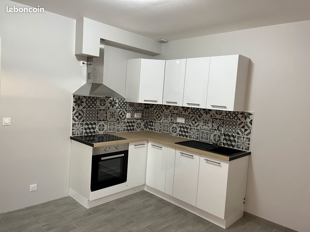 Appartement à louer, 28m², Montereau-Fault-Yonne