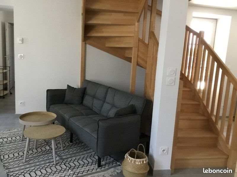 Appartement à louer, 74m², Saint-Etienne-du-Bois