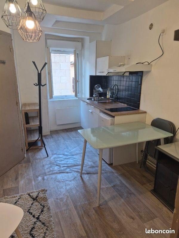 Appartement à louer, 30m², Saint-Affrique