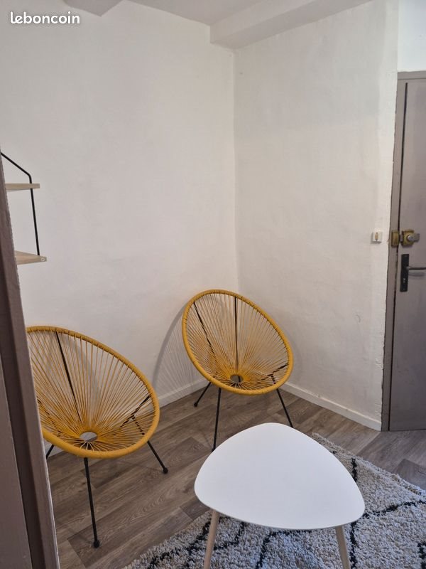 Appartement à louer, 30m², Saint-Affrique