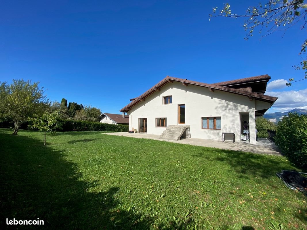Appartement à louer, 45m², La Roche-sur-Foron