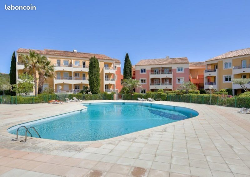 Appartement à louer, 35m², Roquebrune-sur-Argens