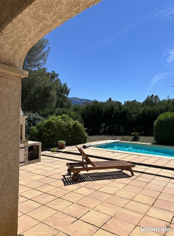 Maison à vendre, 134m², Nans-les-Pins