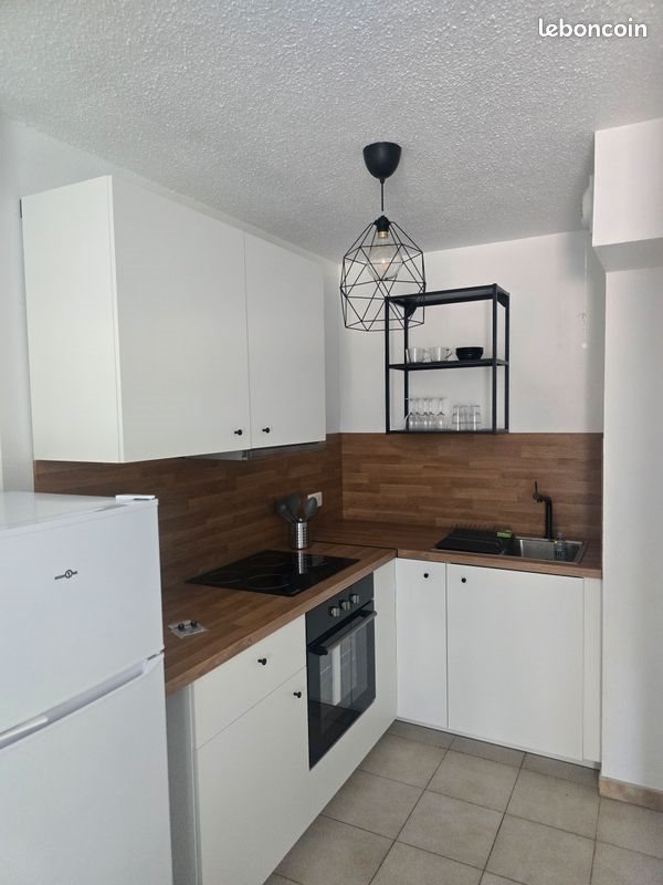 Appartement à louer, 47m², Marignane