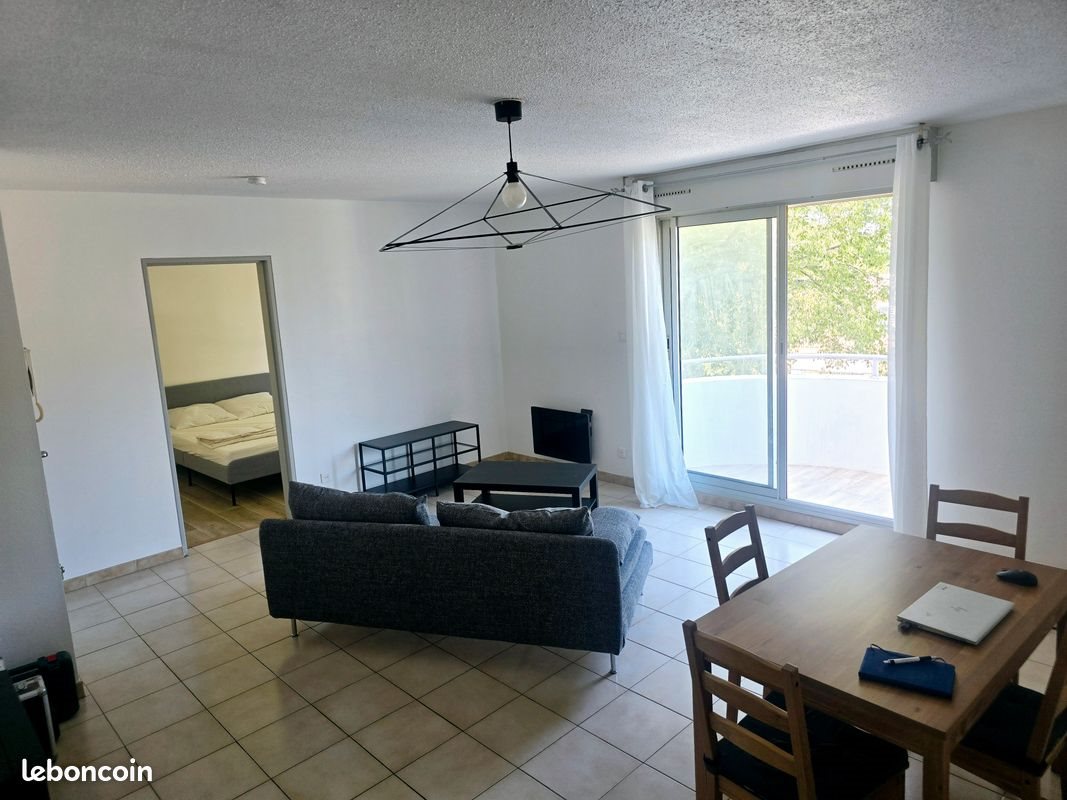 Appartement à louer, 47m², Marignane