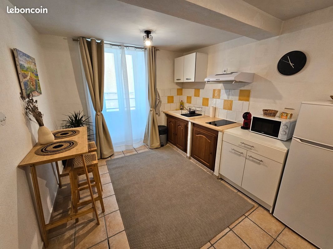 Appartement à louer, 27m², Camps-la-Source