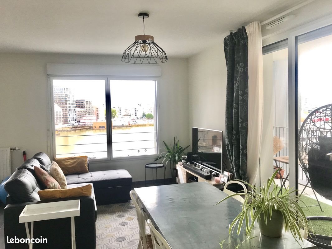 Appartement à louer, 66m², Bordeaux
