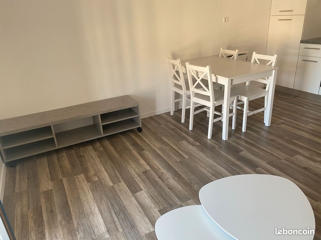 Appartement à louer, 35m², Caussade