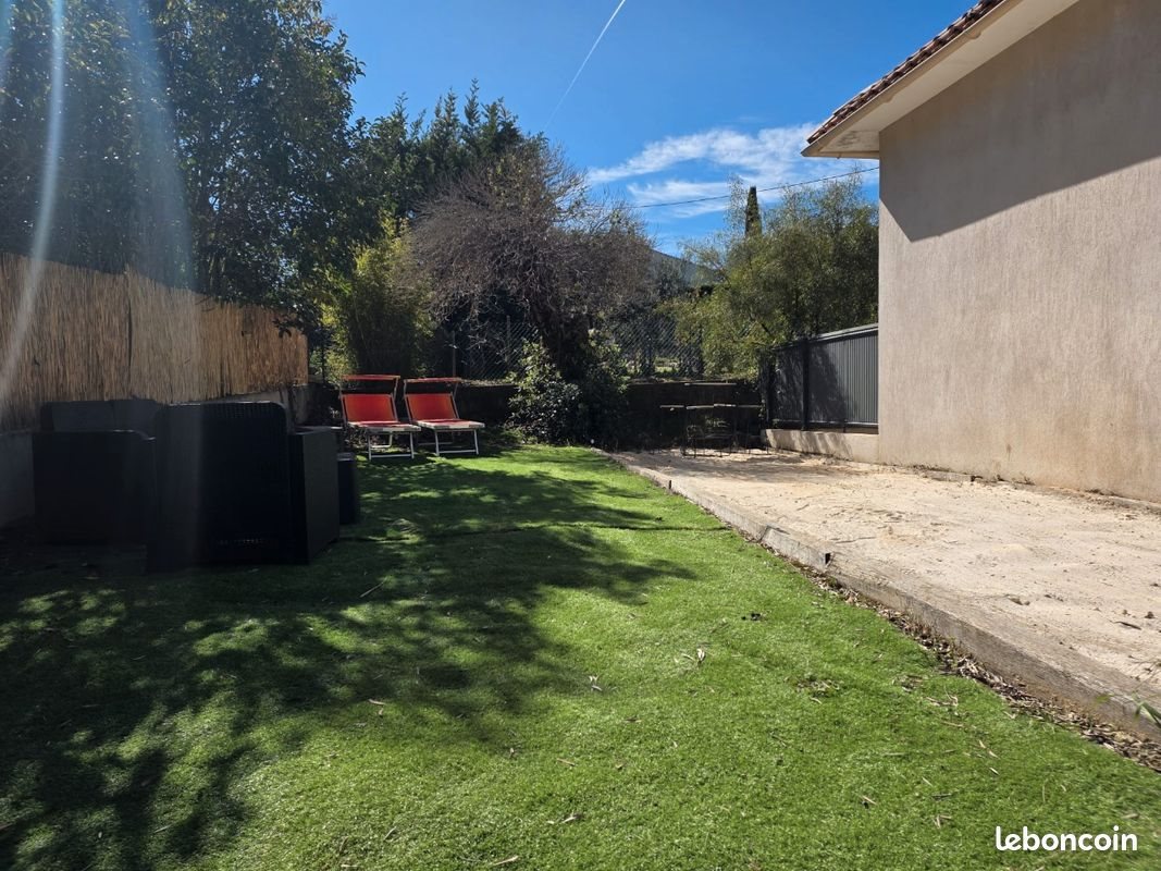 Appartement à louer, 65m², Sanary-sur-Mer