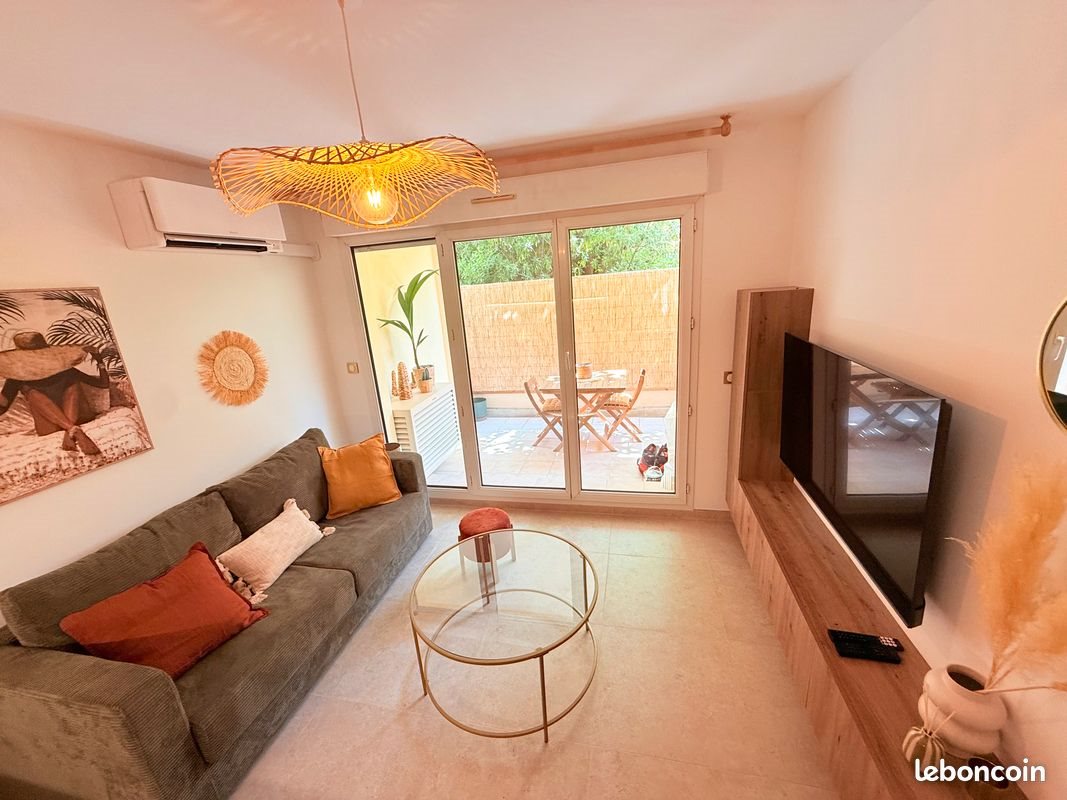 Appartement à louer, 20m², Cannes-la-Bocca