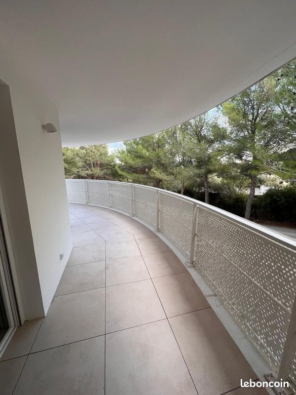 Appartement à louer, 68m², Marseille 13ème