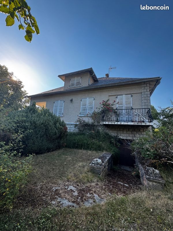 Maison à vendre, 150m², Chalinargues