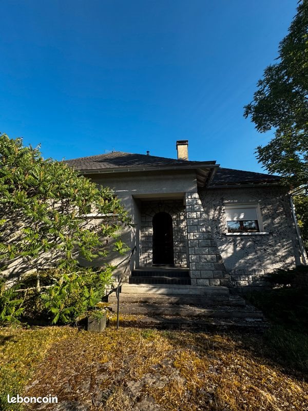 Maison à vendre, 150m², Chalinargues