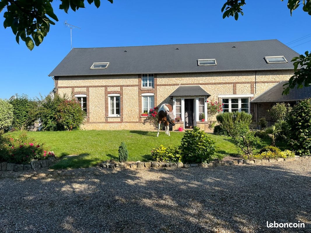 Maison à vendre, 195m², Boisset-les-Prévanches