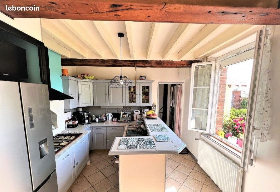 Maison à vendre, 195m², Boisset-les-Prévanches