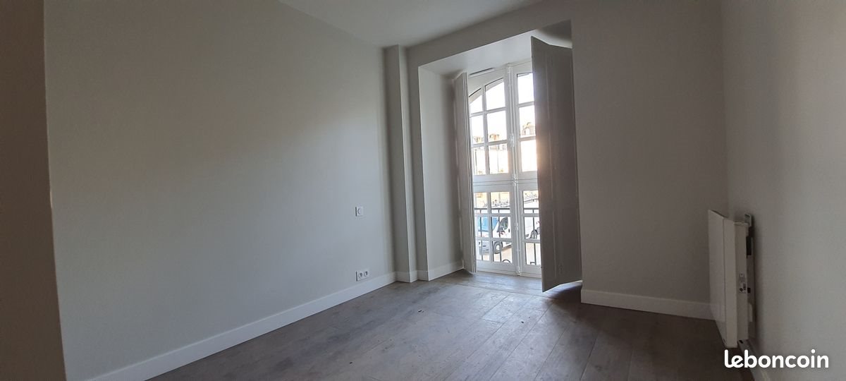 Appartement à louer, 97m², Vannes