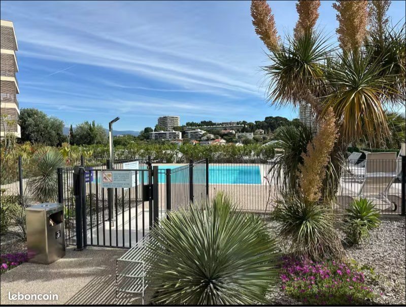 Appartement à louer, 65m², Antibes