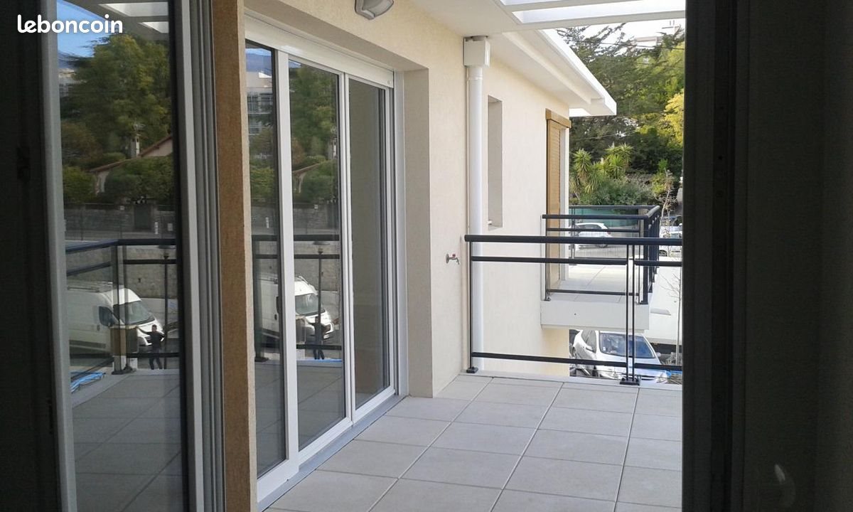 Appartement à louer, 46m², Grasse