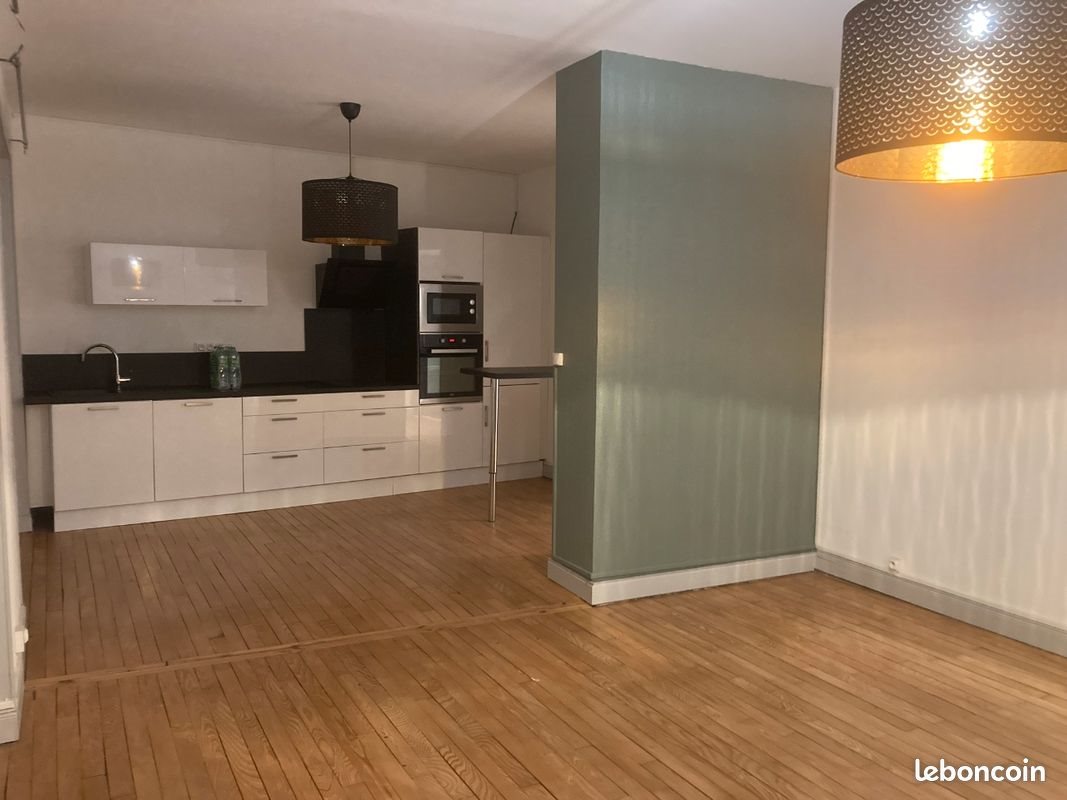 Appartement à louer, 85m², Delme