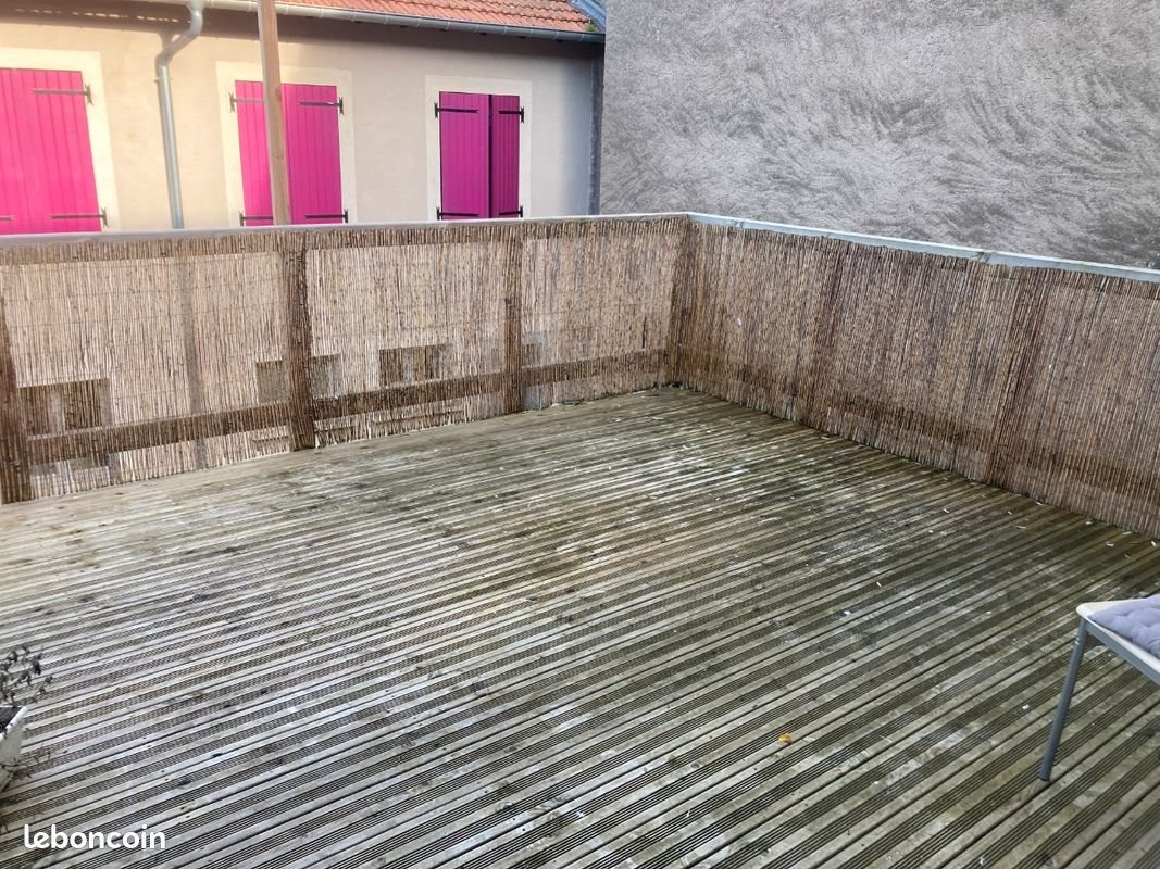 Appartement à louer, 85m², Delme