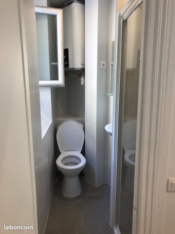 Appartement à louer, 16m², Paris 18ème
