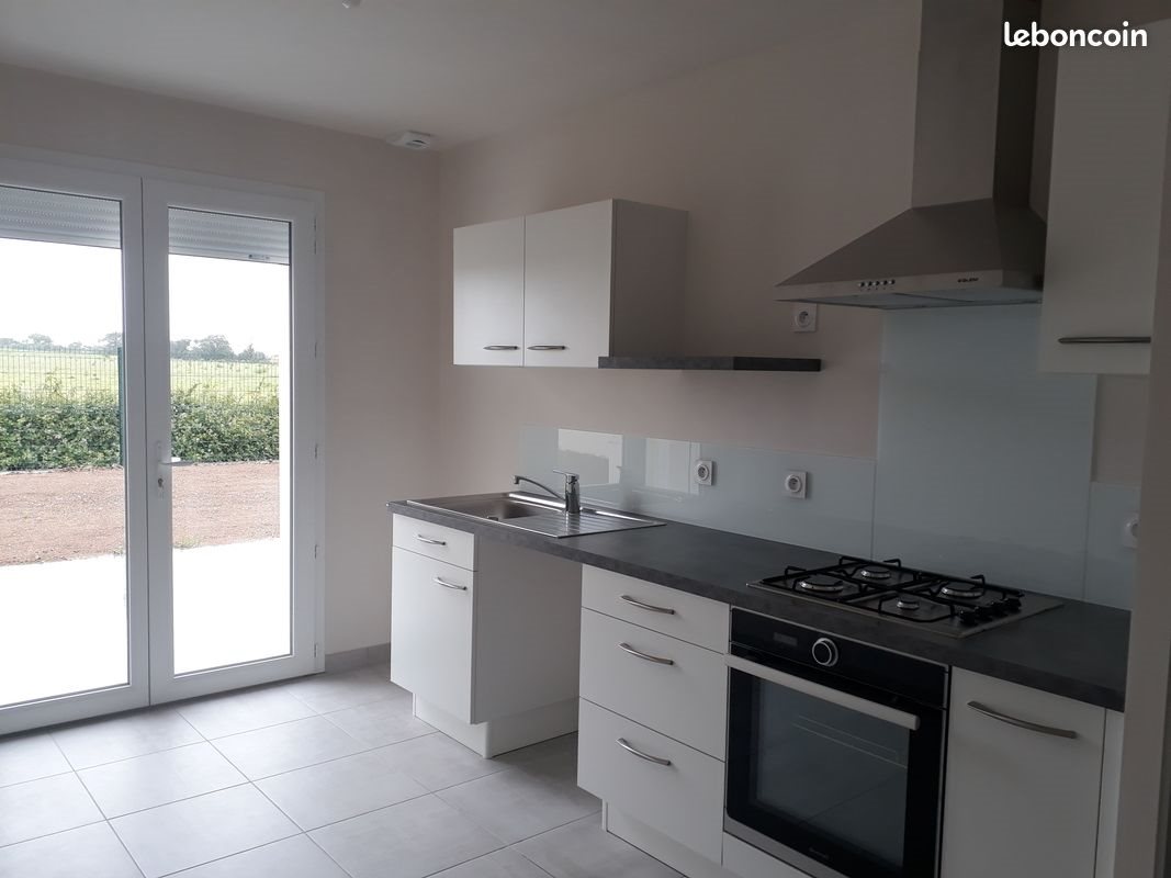 Maison à louer, 85m², Saint-Christophe-du-Bois