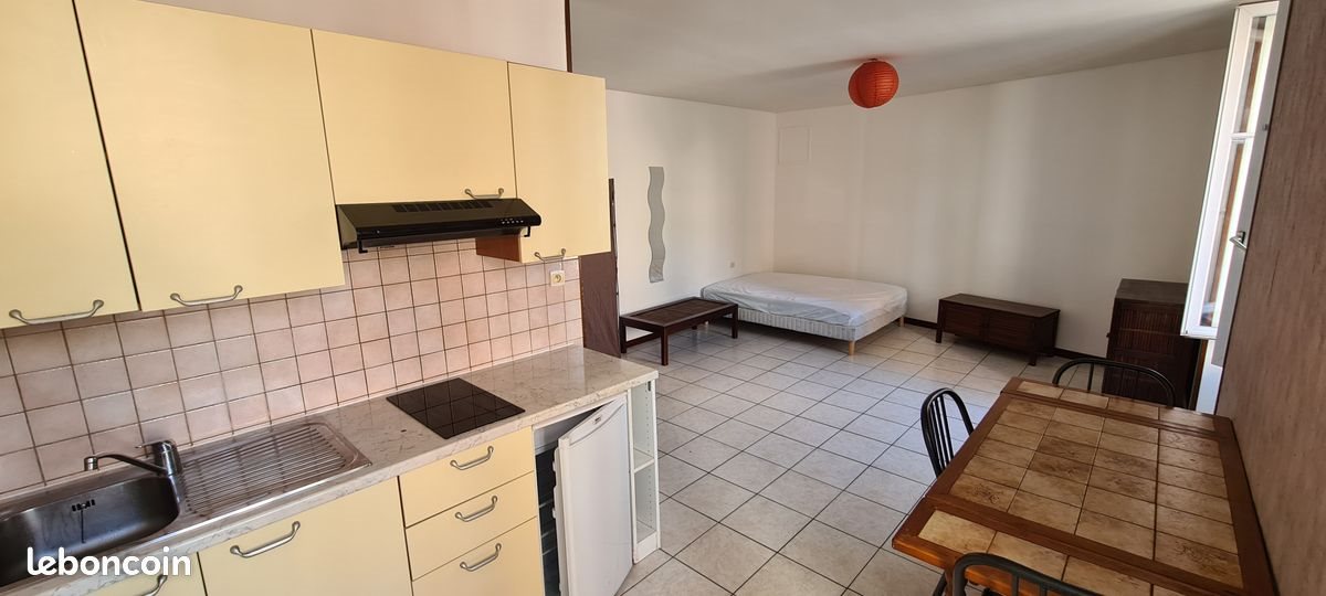 Appartement à louer, 26m², Issoudun