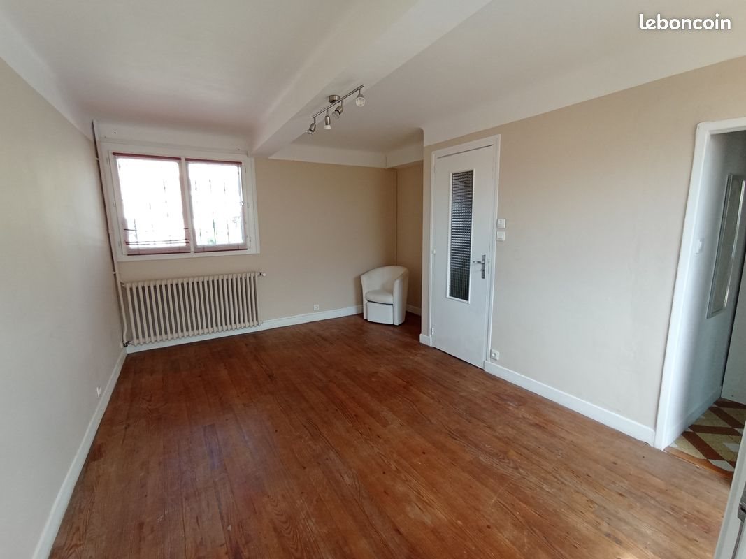 Appartement à louer, 99m², Orthez