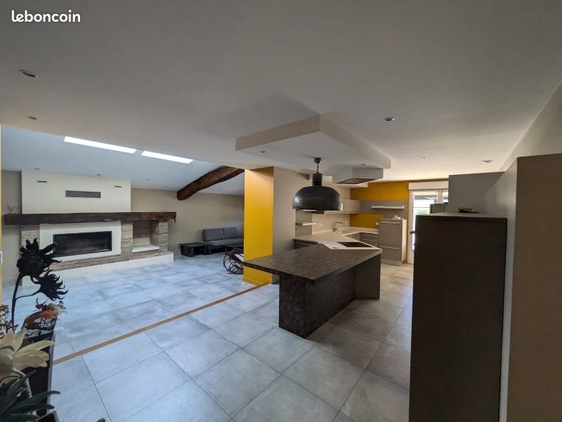 Maison à vendre, 288m², Le Burgaud