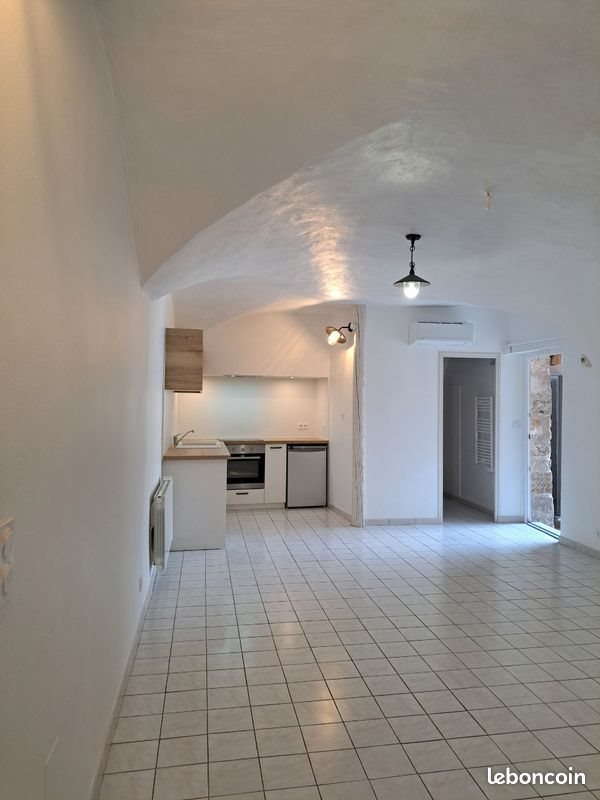 Appartement à louer, 35m², Vézénobres
