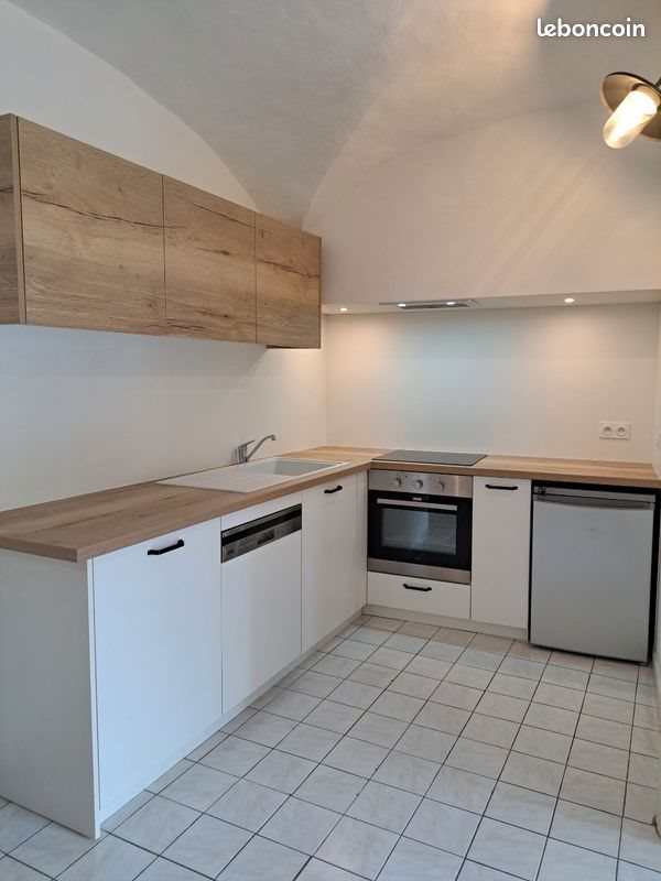 Appartement à louer, 35m², Vézénobres