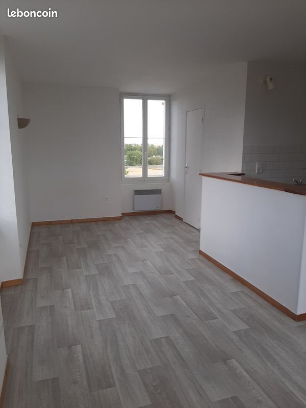Appartement à louer, 29m², Conlie