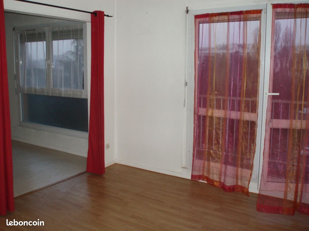 Appartement à louer, 32m², Saint-Etienne