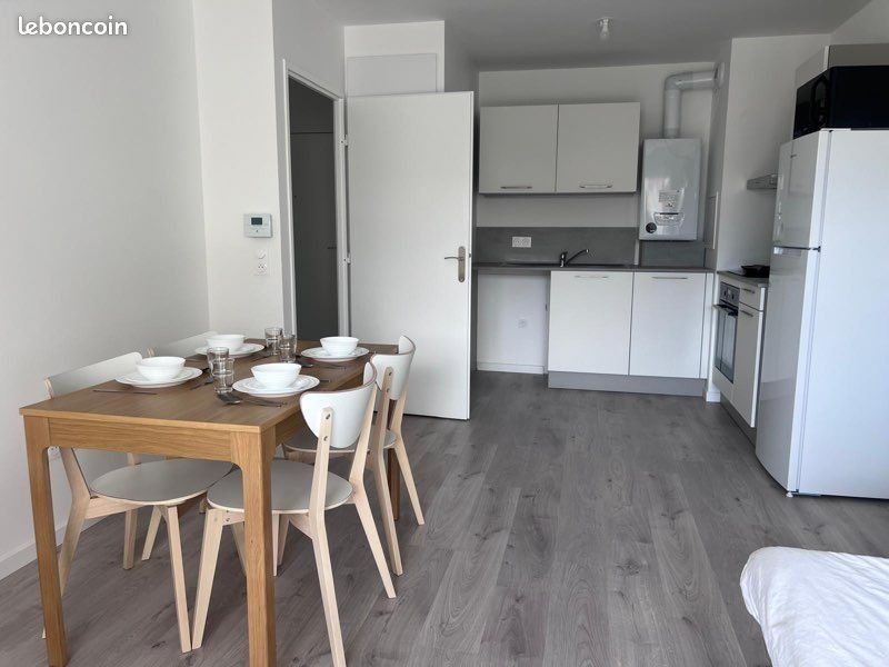 Appartement à louer, 42m², Serris