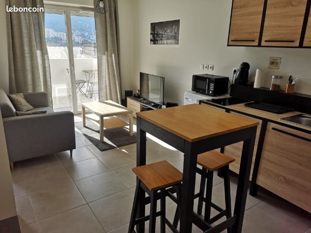 Appartement à louer, 34m², Marseille 11ème
