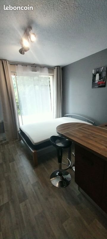 Appartement à louer, 19m², Niort