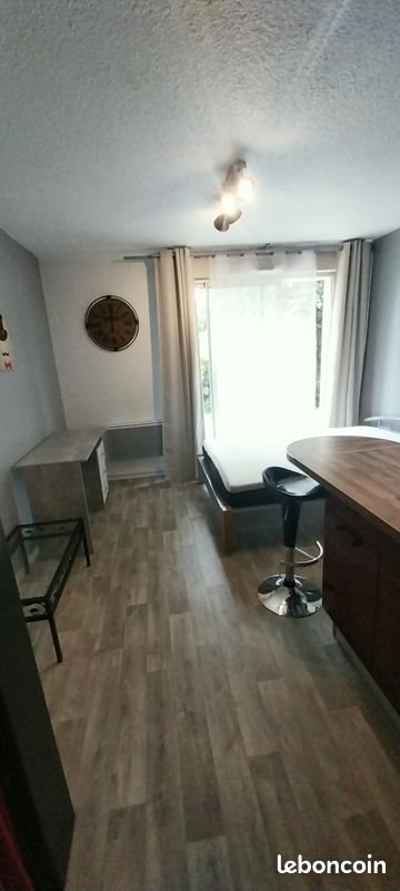 Appartement à louer, 19m², Niort
