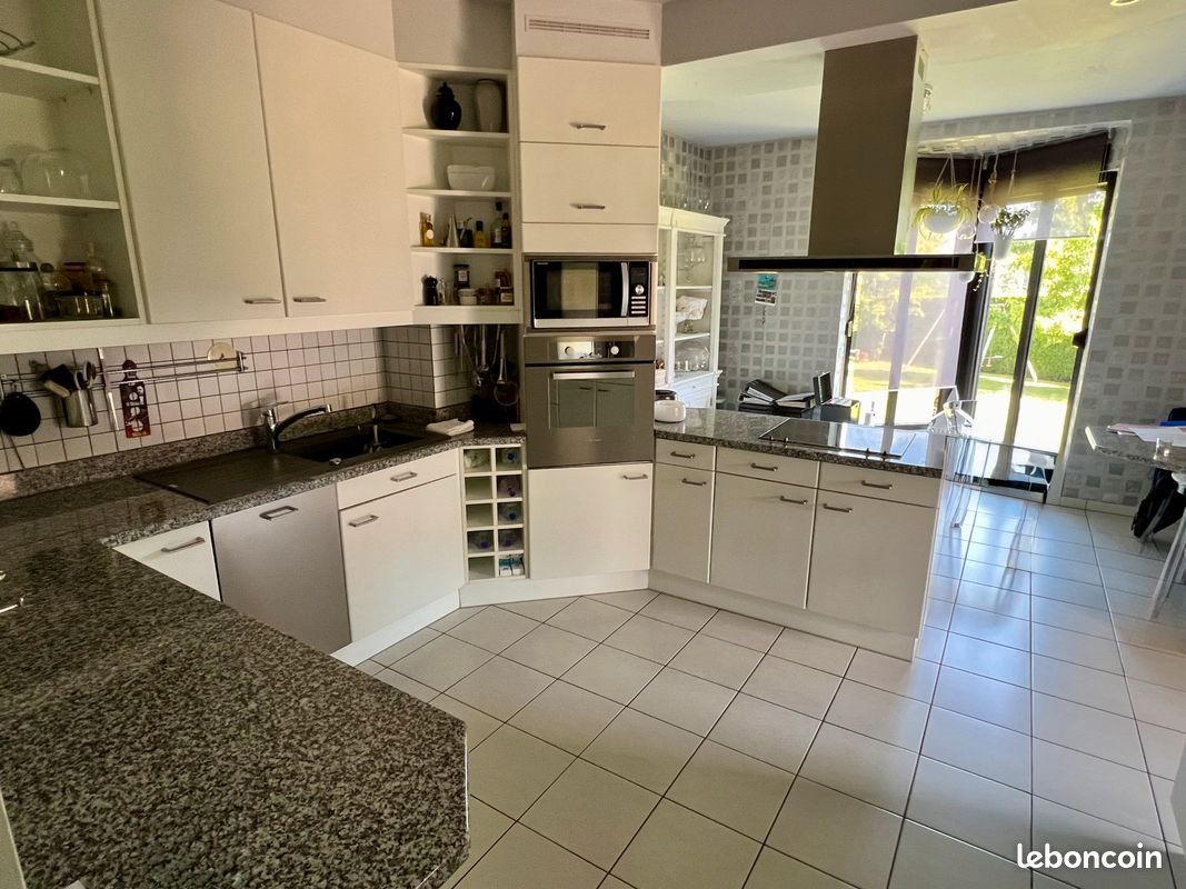 Maison à vendre, 245m², Porcelette