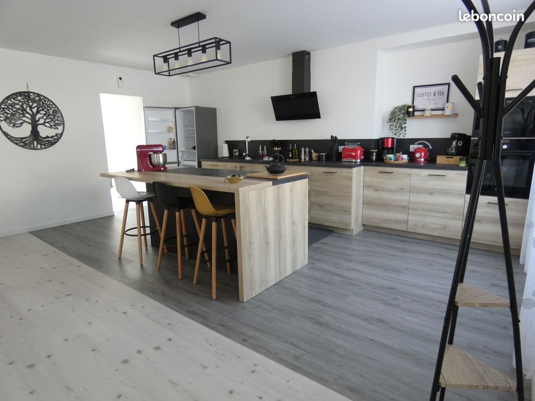 Maison à louer, 120m², Guingamp