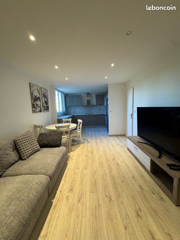 Appartement à louer, 86m², Chelles