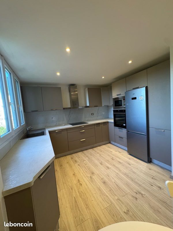 Appartement à louer, 86m², Chelles