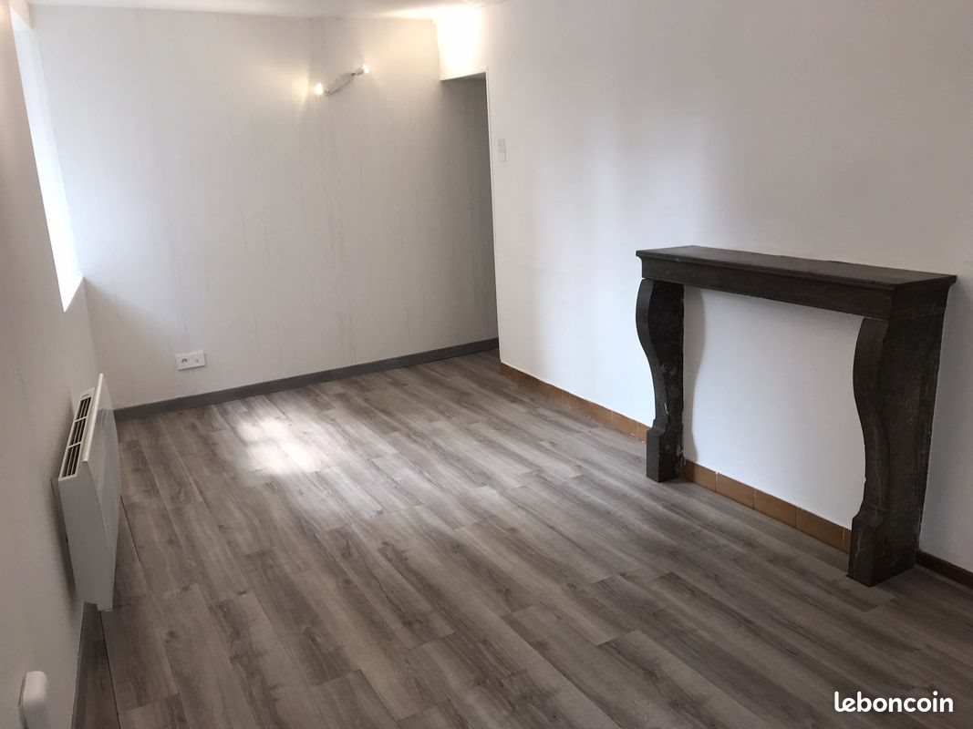 Appartement à louer, 56m², Quingey