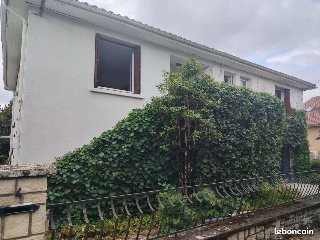 Appartement à louer, 100m², Figeac