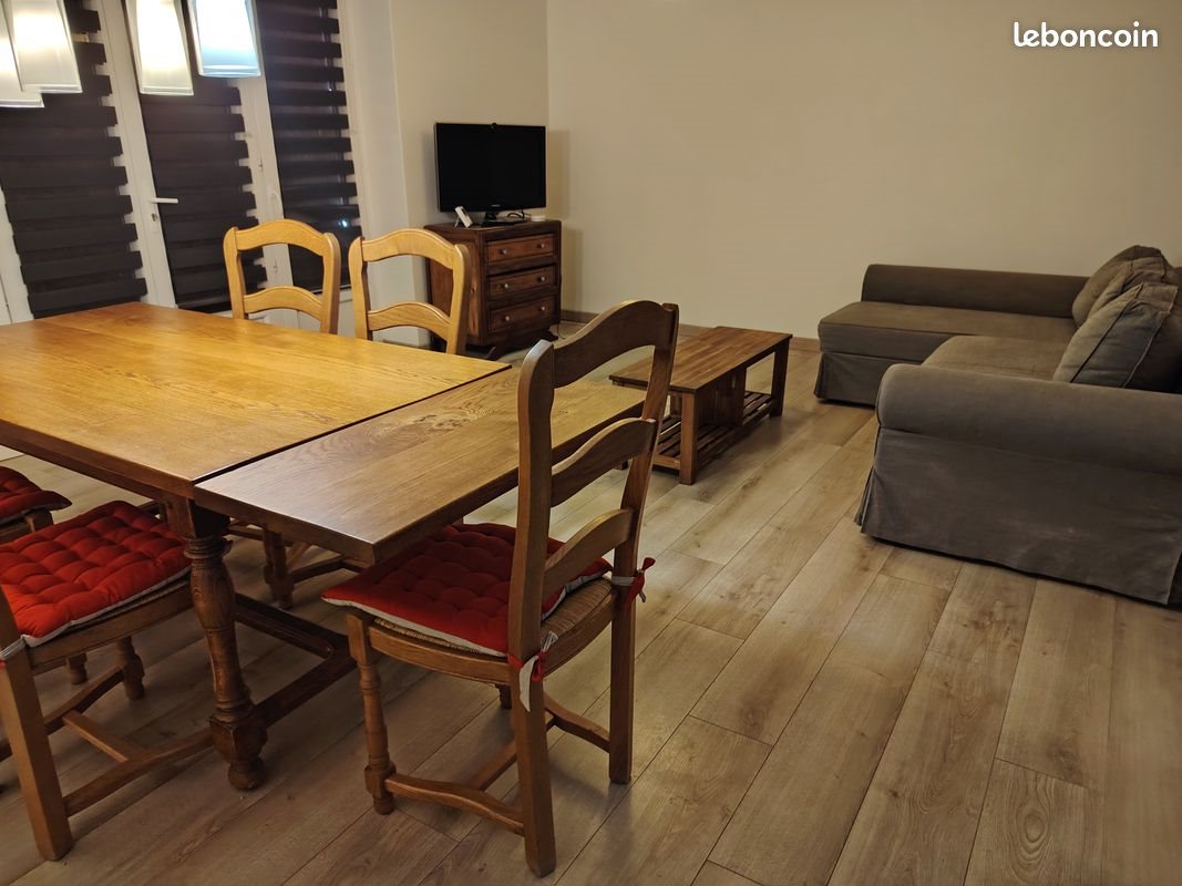 Appartement à louer, 100m², Figeac