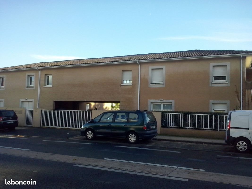 Appartement à louer, 47m², Pessac