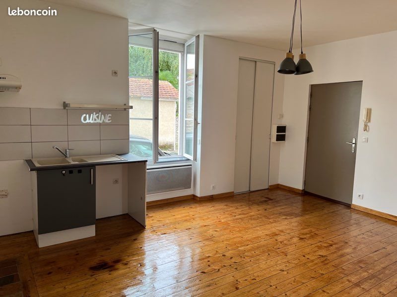 Appartement à louer, 43m², Montmorillon