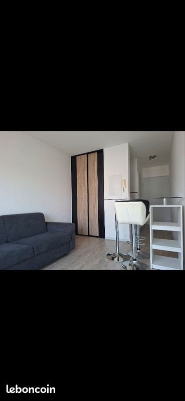 Appartement à louer, 18m², Pau