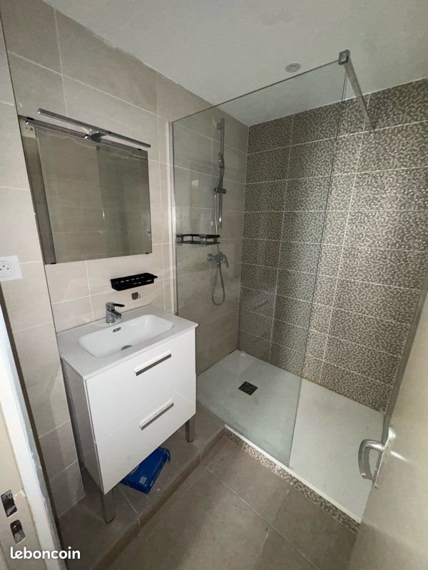 Appartement à louer, 34m², Nîmes