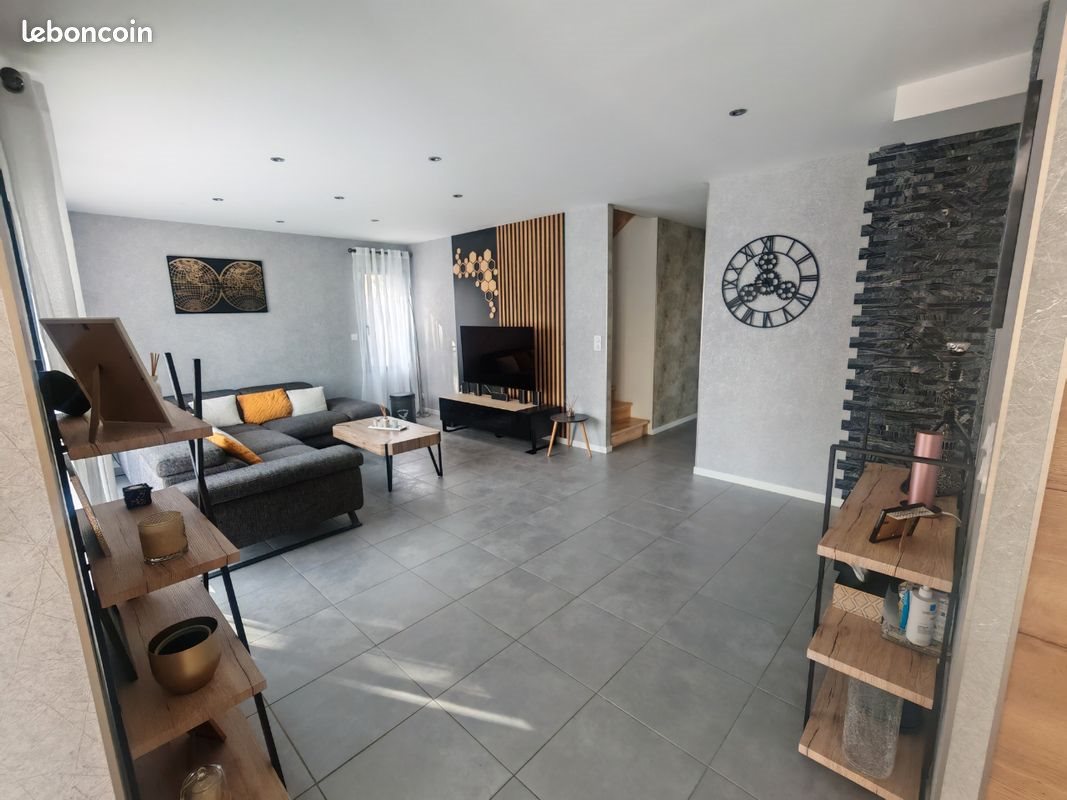 Maison à vendre, 134m², Chasné-sur-Illet