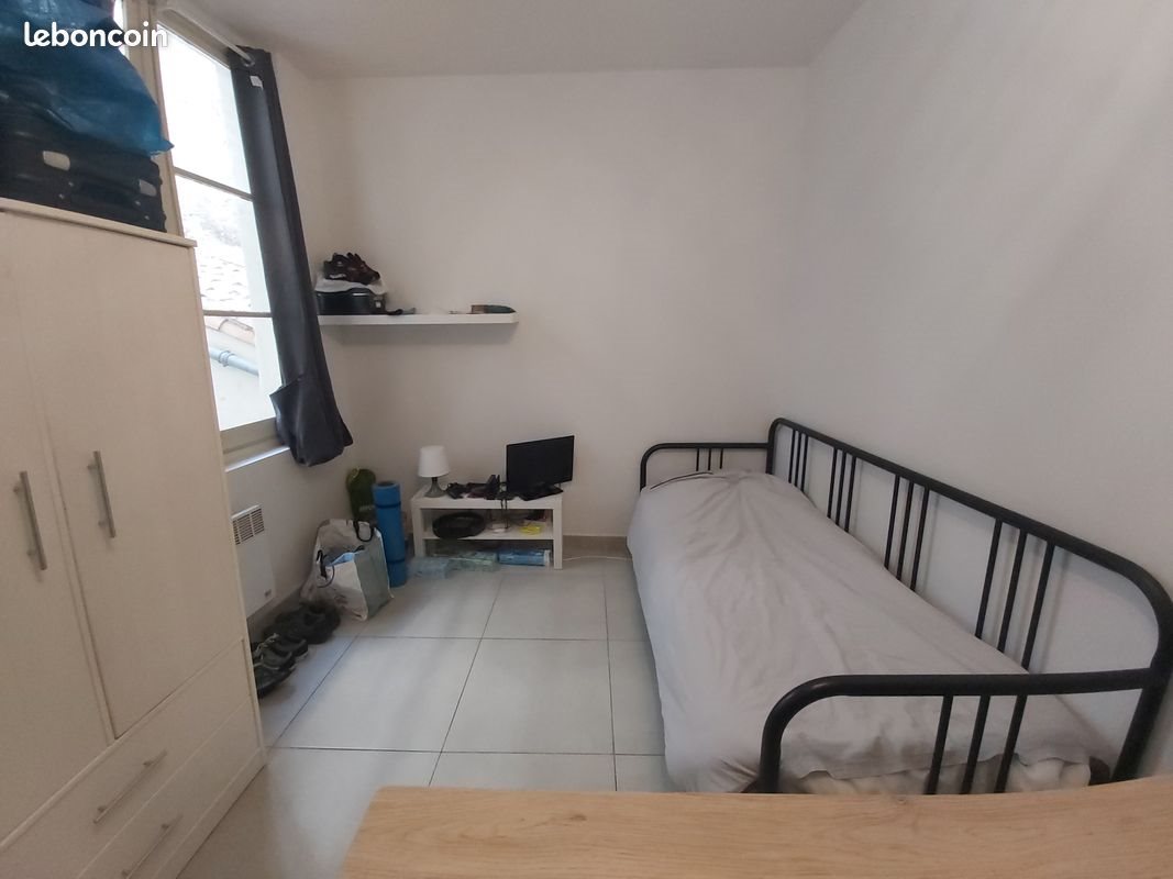 Appartement à louer, 16m², Pézenas